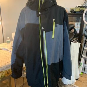 Ski jacket,little bit zipper tight,but working